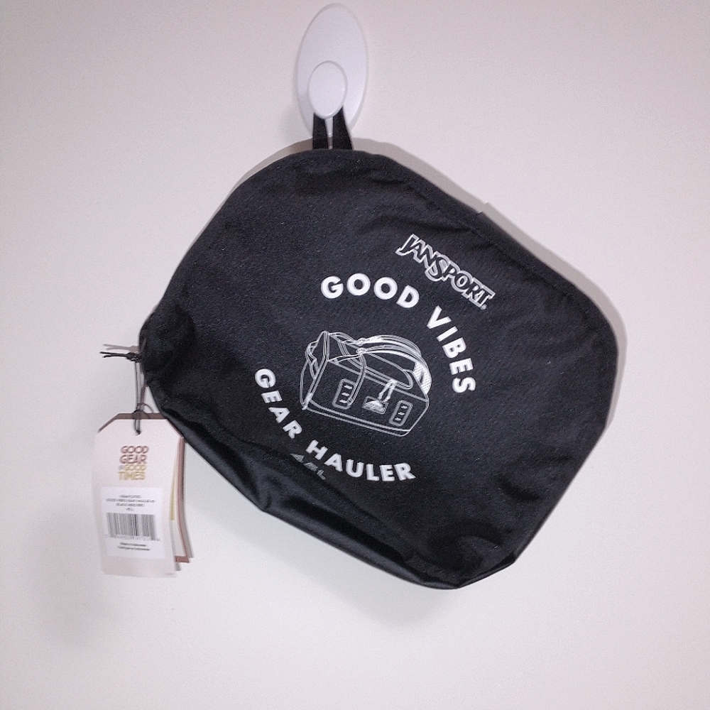 Jansport NWT Good Vibes 45L Gear Hauler